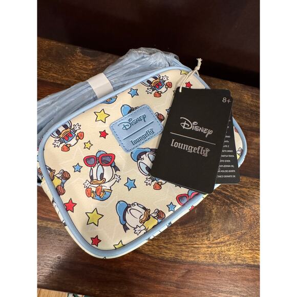 NEW Loungefly Disney Baby Donald Duck Stars Camera Crossbody Bag - Picture 1 of 7